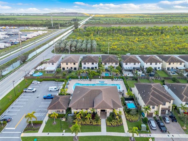 25447 SW 109th Ave, Homestead, FL 33032