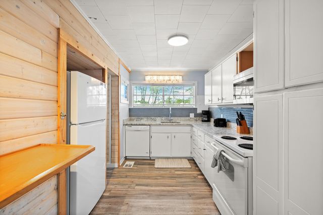 279 Robert Ellis Street, Santa Rosa Beach, FL 32459