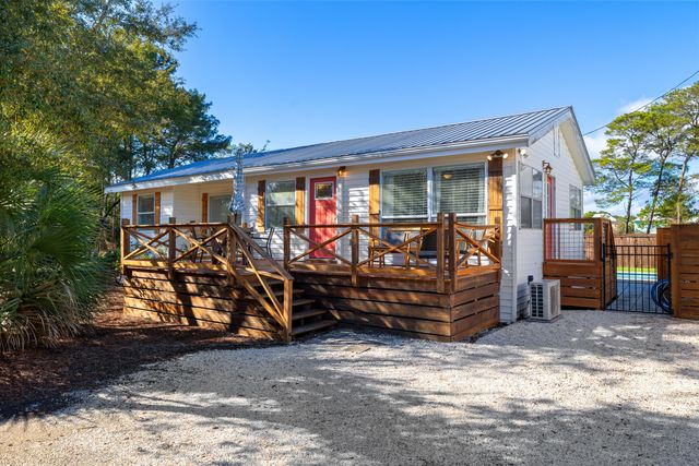 279 Robert Ellis Street, Santa Rosa Beach, FL 32459