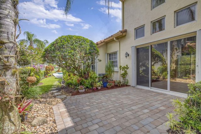 10225 Osprey Trace, West Palm Beach, FL 33412