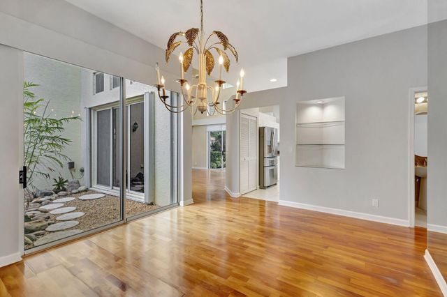 10225 Osprey Trace, West Palm Beach, FL 33412
