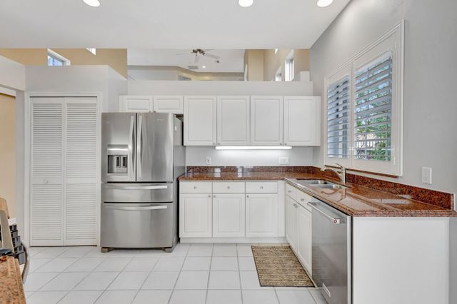 10225 Osprey Trace, West Palm Beach, FL 33412