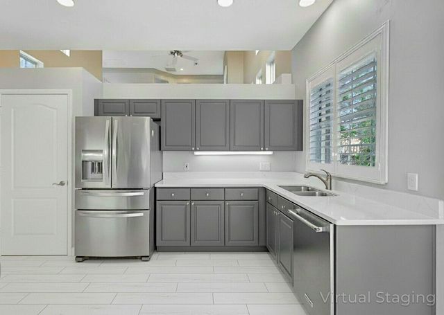 10225 Osprey Trace, West Palm Beach, FL 33412