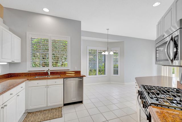 10225 Osprey Trace, West Palm Beach, FL 33412