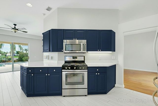 10225 Osprey Trace, West Palm Beach, FL 33412