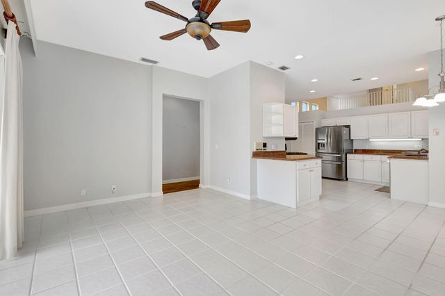 10225 Osprey Trace, West Palm Beach, FL 33412