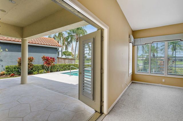10225 Osprey Trace, West Palm Beach, FL 33412