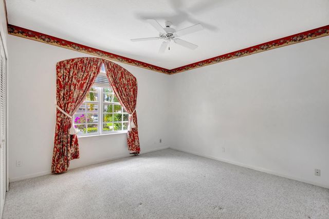 10225 Osprey Trace, West Palm Beach, FL 33412