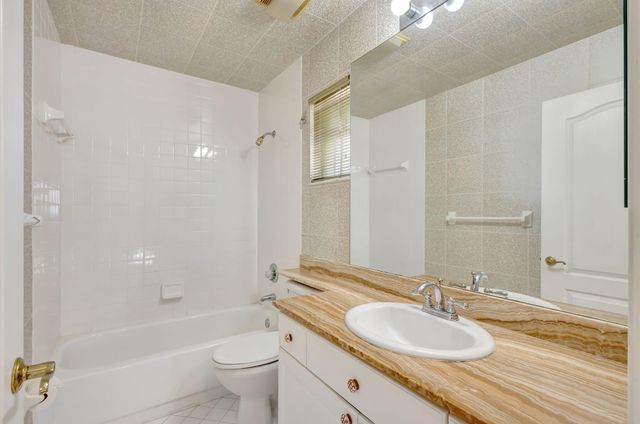 10225 Osprey Trace, West Palm Beach, FL 33412