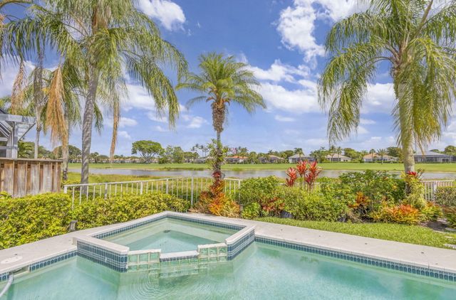 10225 Osprey Trace, West Palm Beach, FL 33412