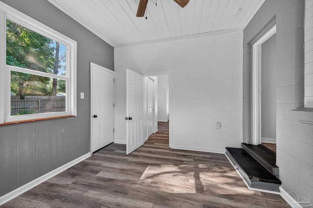 2300 Grundy St, Pensacola, FL 32507