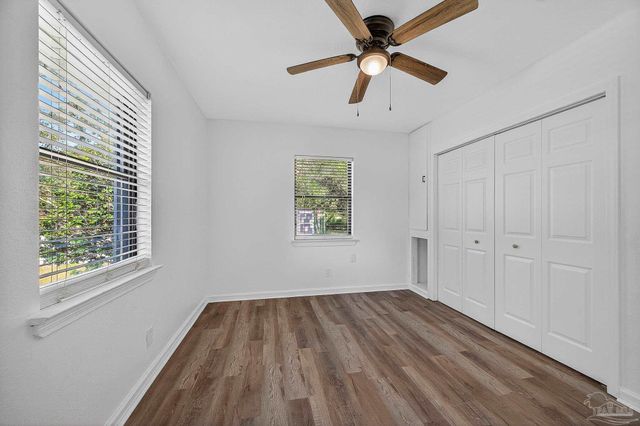 2300 Grundy St, Pensacola, FL 32507