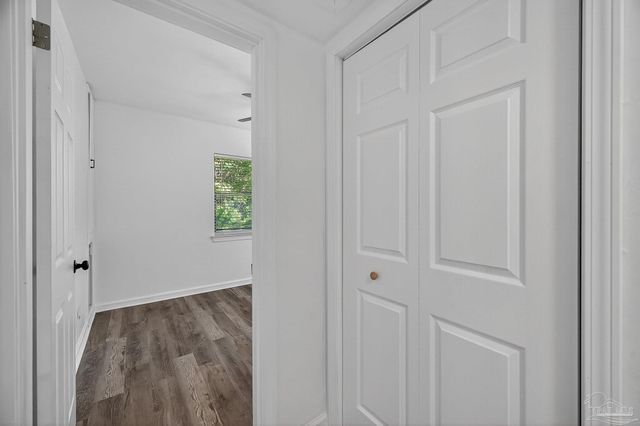 2300 Grundy St, Pensacola, FL 32507