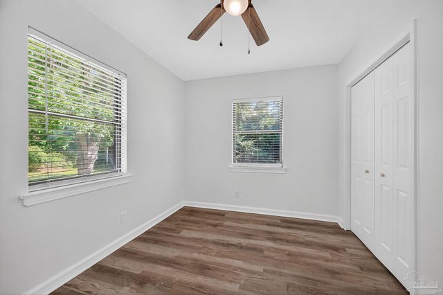 2300 Grundy St, Pensacola, FL 32507