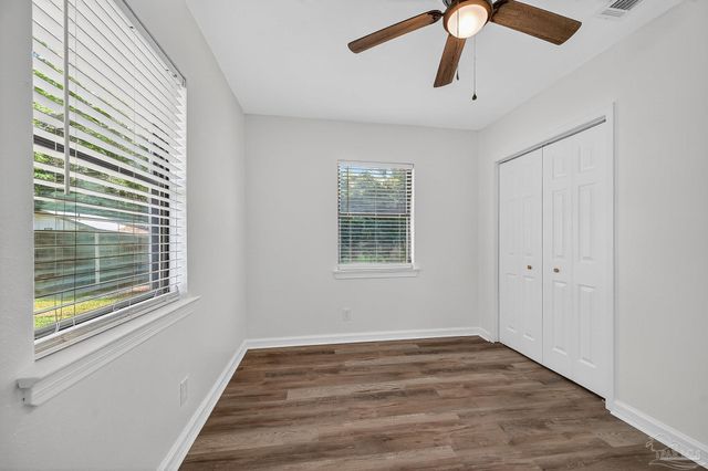 2300 Grundy St, Pensacola, FL 32507