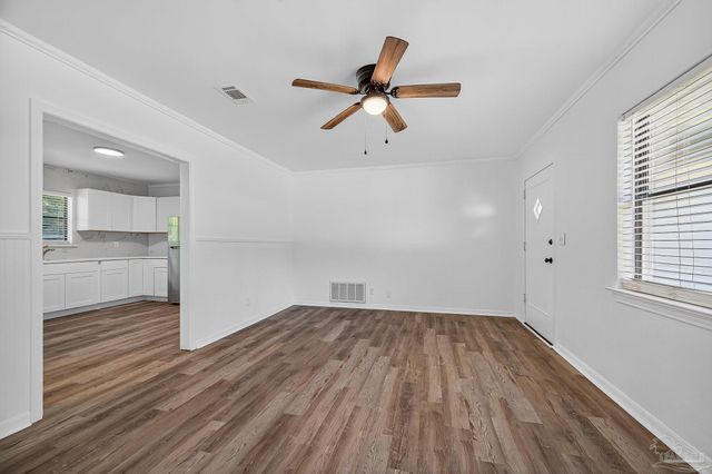 2300 Grundy St, Pensacola, FL 32507