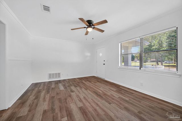 2300 Grundy St, Pensacola, FL 32507