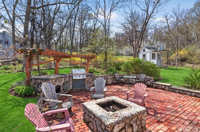 69 Edgewood Drive, Central Valley, NY 10917