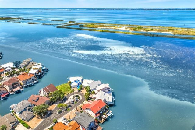 13510 Carlos Fifth Ct, Corpus Christi, TX 78418