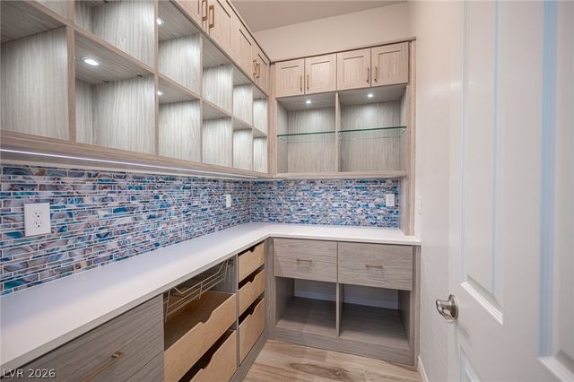 322 Elder View Drive, Las Vegas, NV 89138