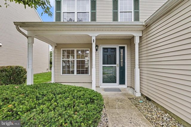25 SANDSTONE RD, East Windsor, NJ 08520