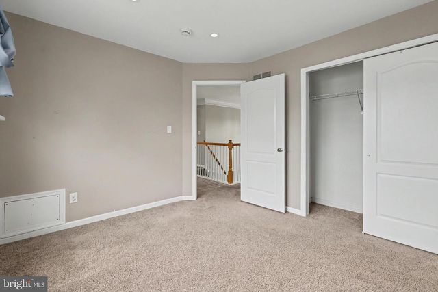25 SANDSTONE RD, East Windsor, NJ 08520