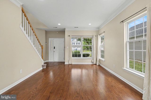 25 SANDSTONE RD, East Windsor, NJ 08520