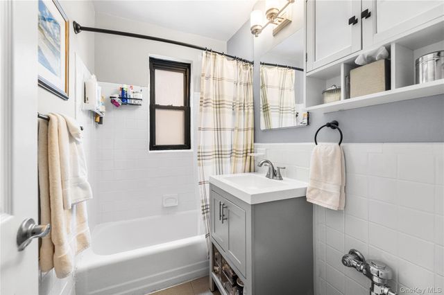 640 Pelham Road 4G, New Rochelle, NY 10805