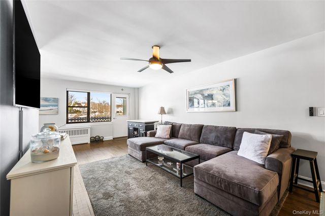 640 Pelham Road 4G, New Rochelle, NY 10805