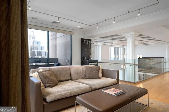 75 14th Street NE 4820, Atlanta, GA 30309