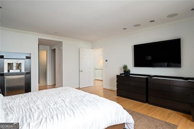 75 14th Street NE 4820, Atlanta, GA 30309
