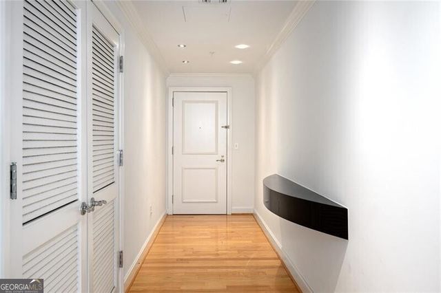 75 14th Street NE 4820, Atlanta, GA 30309