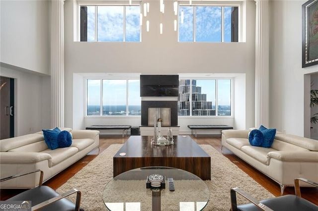 75 14th Street NE 4820, Atlanta, GA 30309