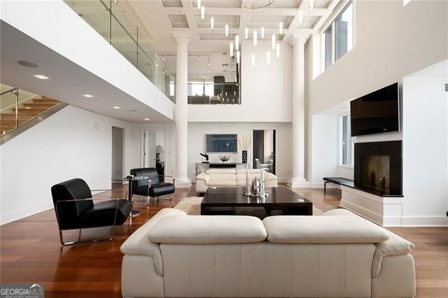 75 14th Street NE 4820, Atlanta, GA 30309