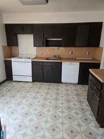 70 S Paramus Road, Paramus, NJ 07652