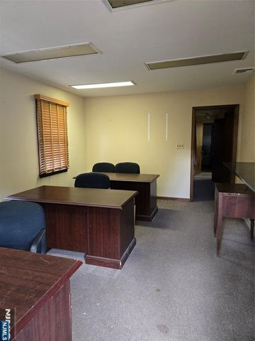 70 S Paramus Road, Paramus, NJ 07652