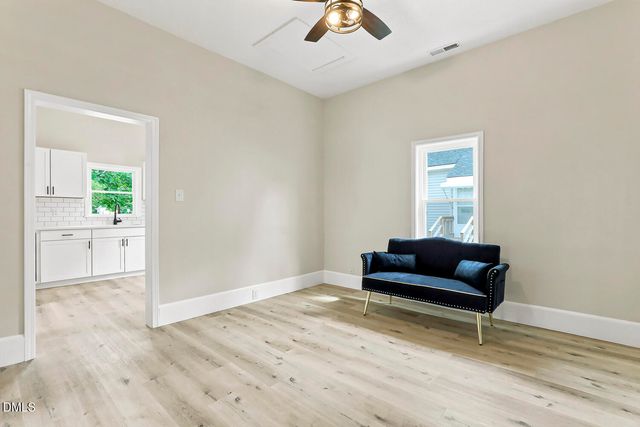 607 N Magnolia Avenue, Dunn, NC 28334