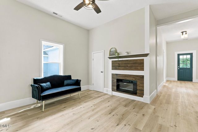 607 N Magnolia Avenue, Dunn, NC 28334