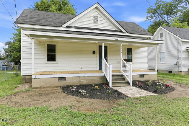 607 N Magnolia Avenue, Dunn, NC 28334
