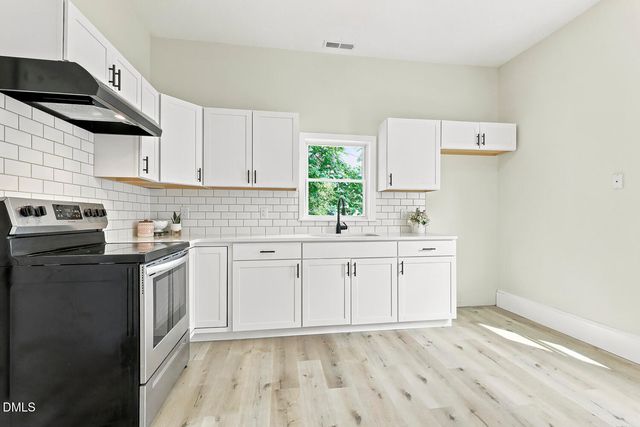 607 N Magnolia Avenue, Dunn, NC 28334