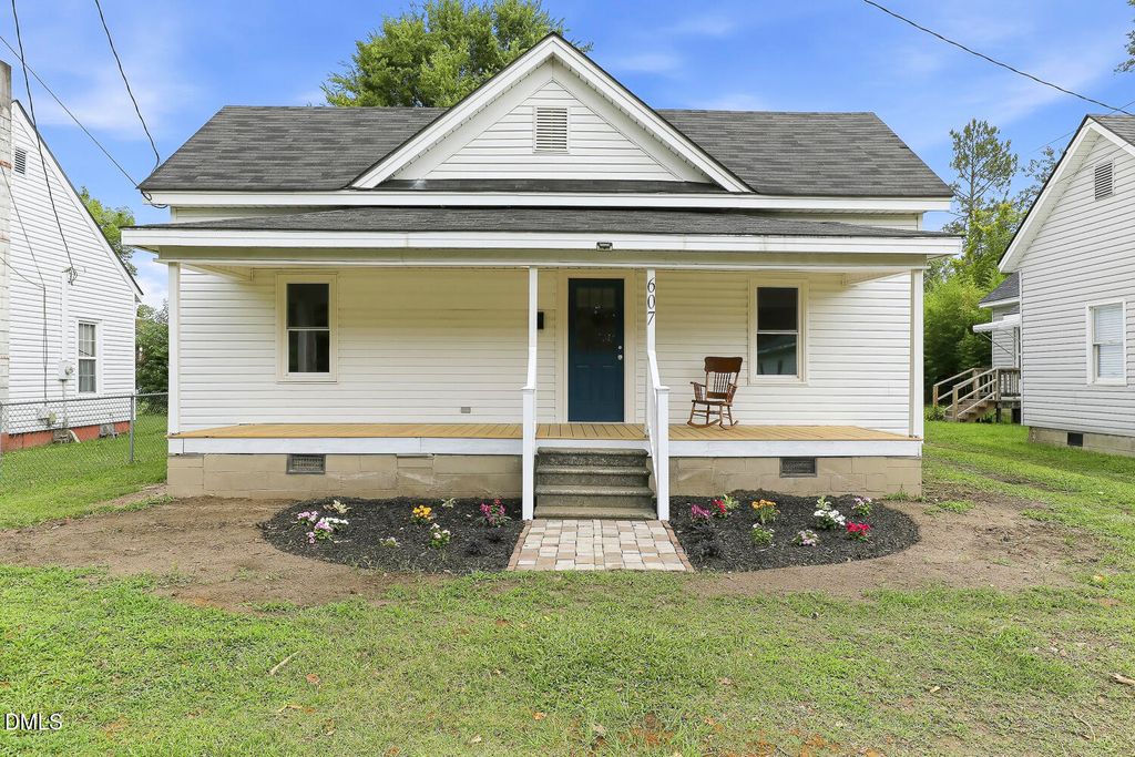 607 N Magnolia Avenue, Dunn, NC 28334