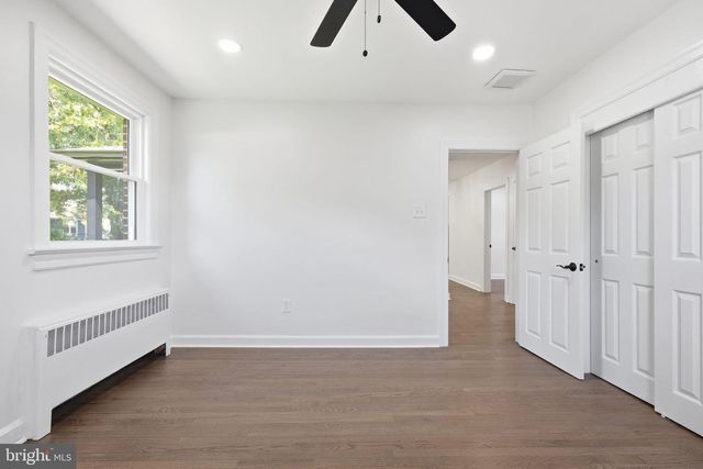 1180 E PARK AVE, Vineland, NJ 08360