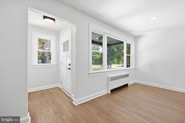 1180 E PARK AVE, Vineland, NJ 08360
