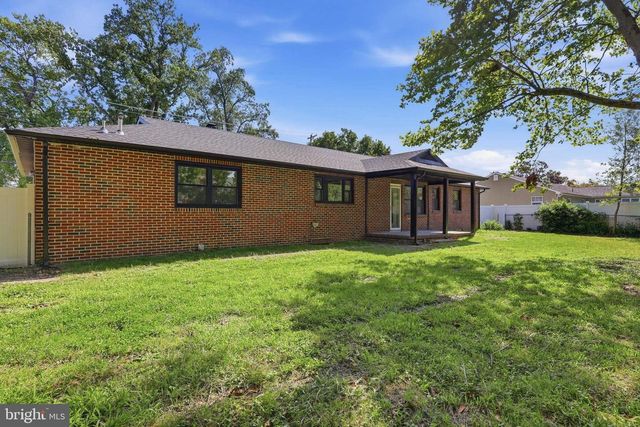 1180 E PARK AVE, Vineland, NJ 08360