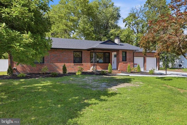 1180 E PARK AVE, Vineland, NJ 08360