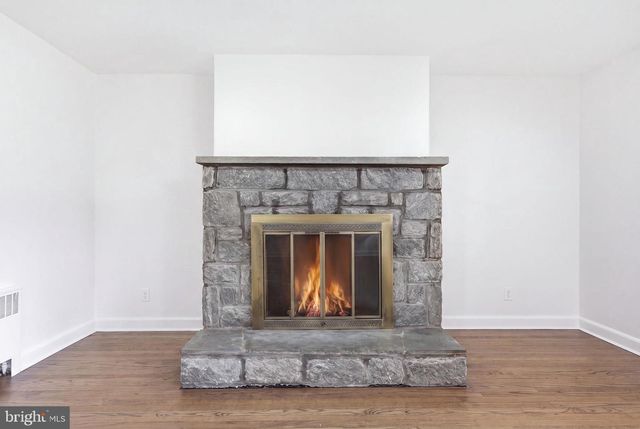1180 E PARK AVE, Vineland, NJ 08360