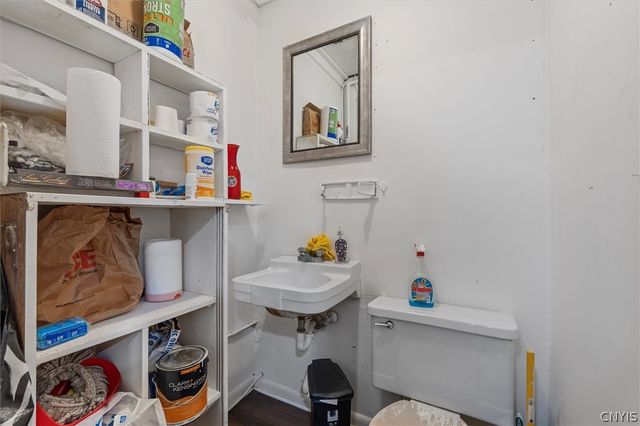 1516 Valley Drive, Syracuse, NY 13207