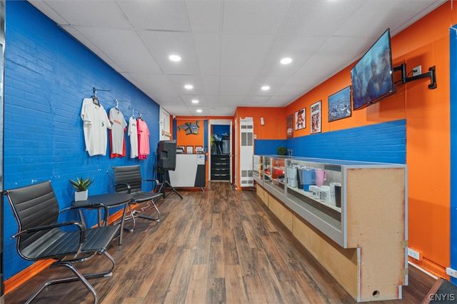 1516 Valley Drive, Syracuse, NY 13207