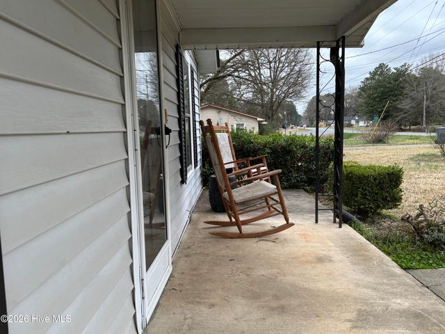 1120 N Main Street, Troy, NC 27371