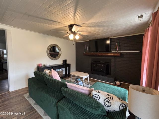 1120 N Main Street, Troy, NC 27371